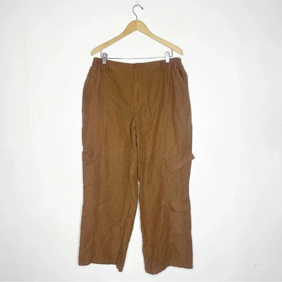 Arula Tan Wide Leg Cargo Pants Size A 14 to 16 - Picture 1 of 6